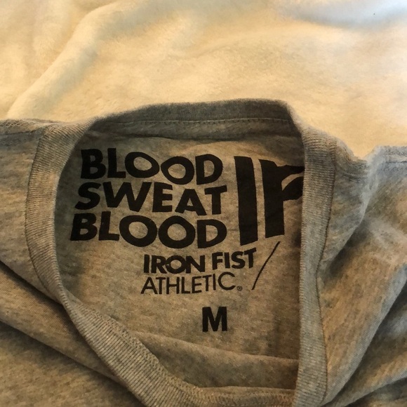 Iron Fist Kettle Bell Reactive Tee, size M NWT - Picture 5 of 7